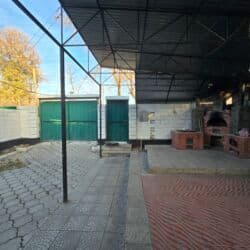 жалал абад дом квартира: 62 кв. м, 2 бөлмө, Евроремонт, Унаа токтотуучу жай, Забор, тосулган — 7