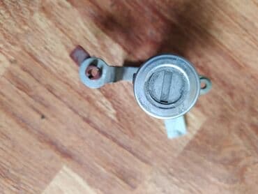 охотничий магазин ош: Isuzu Bighorn личинка замка Исузу Бигхорн Передней Правой . Личинка — 2