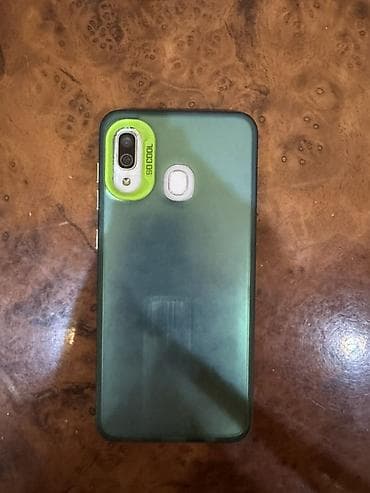 karcher wd3: Samsung Galaxy A30, цвет - Зеленый, 2 SIM — 2