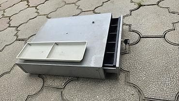 железный ящик: Металлический кассовый денежный ящик с ключом - Корпус из металла — 3