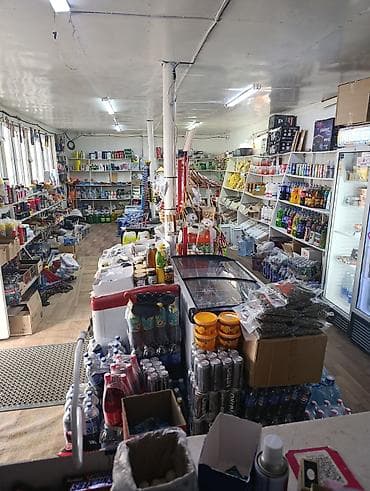 блинный киоск: Мини-маркет у трассы - Небольшой продуктовый магазин у оживлённой — 5