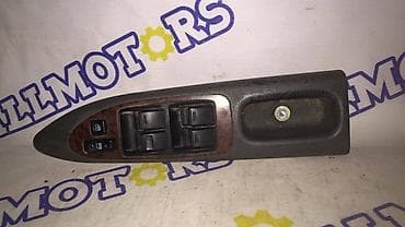 Toyota Avensis 2000 год, водительский блок управления