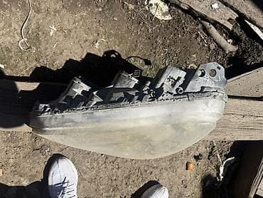 донголок бу: Комплект передних фар Mercedes-Benz 2000 г., Б/у — 2