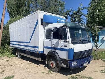 кант грузовой: Грузовой фургон Mercedes-Benz (бескапотная кабина) с изотермическим — 1