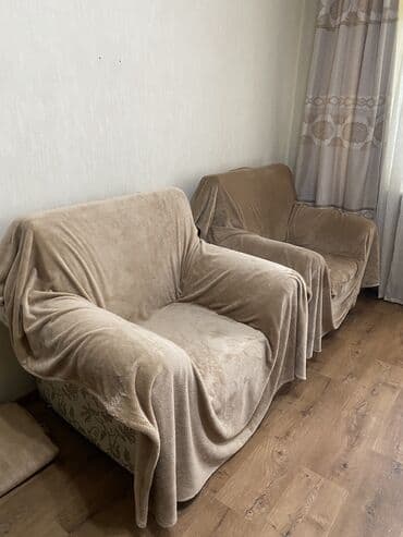 мяхкая мебел: Очень мягкие красивык кресела в классическом стиле. Характеристики: - — 13