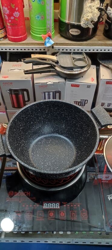 продаю мантышницу: Мантыварка Мантыщница Фирма Uakeen Размер 28 см Гранитный материал — 7