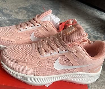 Айымдардын бут кийими: Кроссовкалар, 37, Nike, Жаңы, түсү - Кызгылт — 1