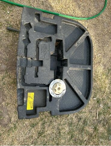 чехол камри 30: Ниша для запаски на тойота камри 50 американец — 1