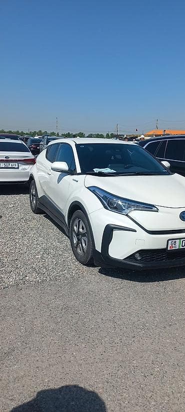 byd e1: Toyota C-HR: 2021 г., 1.5 л, Вариатор, Электромобиль, Кроссовер — 7