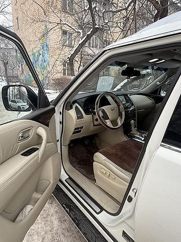 infinity qx56: Infiniti QX56: 2011 г., 5.6 л, Автомат, Бензин, Внедорожник — 5