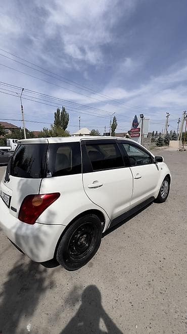 01: Toyota Ist: 2003 г., 1.3 л, Автомат, Бензин, Хэтчбэк — 3