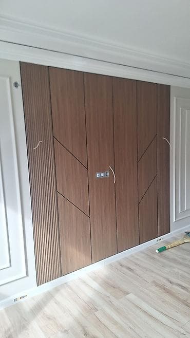 Декоративная стеновая панель с нишей под ТВ - Материал: МДФ/шпон под