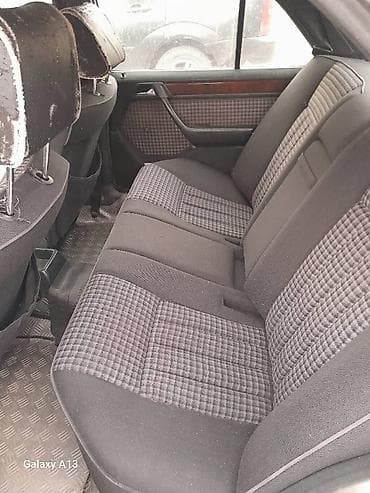 капот мазда: Mercedes-Benz W124: 1990 г., 2.3 л, Механика, Бензин, Седан — 7