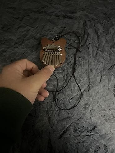 калонка с микрофоном: Мини-калимба-брелок из дерева в форме медвежонка - Портативная — 3