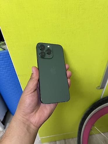 IPhone 13 Pro, Alpine Green