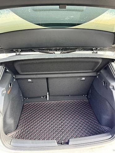 колф 3: Volkswagen ID.3: 2025 г., Автомат, Электромобиль, Хэтчбэк — 9