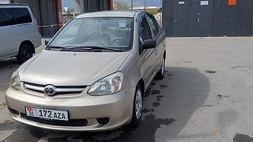 арзан машине: Toyota Echo: 2004 г., 1.3 л, Автомат, Бензин, Седан — 3