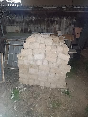 бумажный наполнитель: Саман (глиняные блоки с соломой) 600шт 2000сом.самовывоз Описание: - — 1