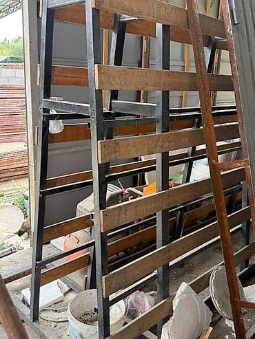 красочный апарат: Продаю пирамиду на окна. пирамида сатылат. 3.40. 1.8 — 2