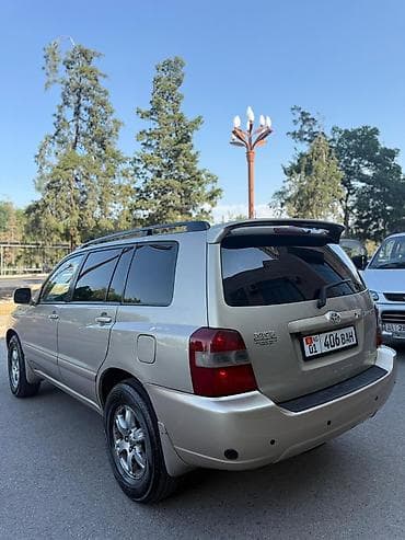 audi 2 3: Toyota Highlander: 2005 г., 2.4 л, Автомат, Газ, Кроссовер — 4