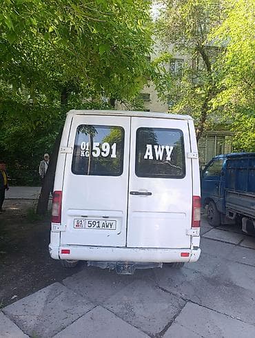 renault master: Легкий грузовик, Mercedes-Benz — 4