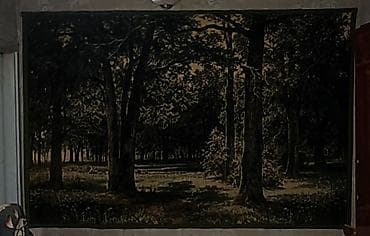 4 pot: Синтетический ковер с изображением лесного пейзажа. На полотне — 1