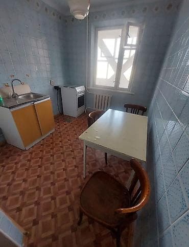 Недвижимость: 2 комнаты, 54 м², Мега Комфорт ТЦ Индивидуалка, 9 этаж, Старый ремонт — 2