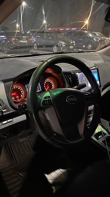 byd f3: BYD E5: 2017 г., Робот, Гибрид, Седан — 9