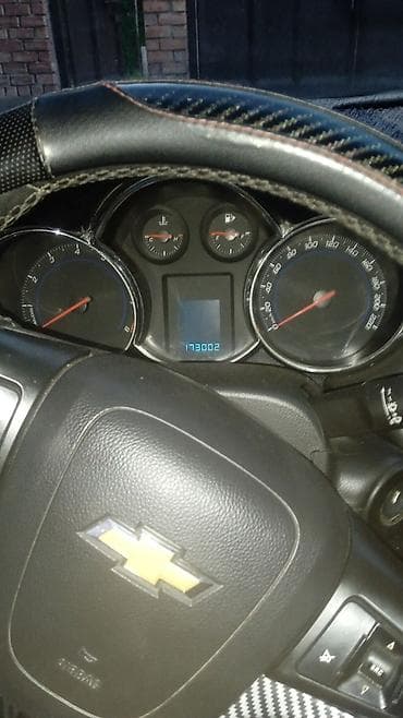 Chevrolet Cruze: 2010 г., 1.6 л, Автомат, Бензин, Седан — 5