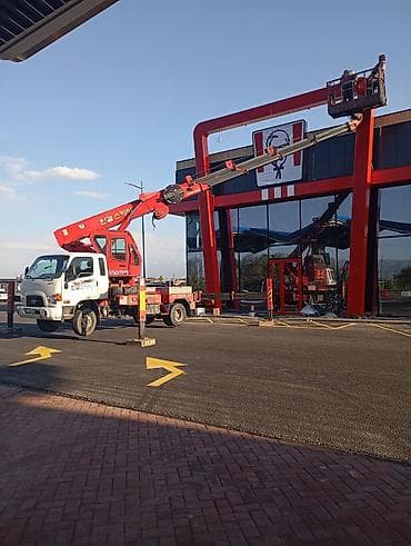 mini jack: Стрела 28 м, 250 т — 2