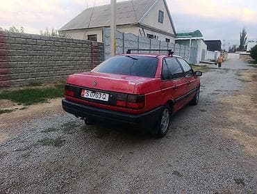 w124 e220: Volkswagen Passat: 1992 г., 1.8 л, Механика, Бензин, Седан — 4