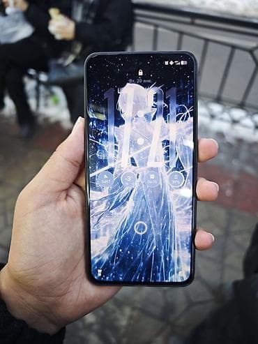 Vivo iQOO 10, Б/у, 256 ГБ, цвет - Черный, 2 SIM