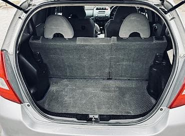 fit 2020: Honda Fit: 2002 г., 1.3 л, Вариатор, Бензин, Хэтчбэк — 4