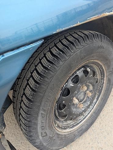 mx 5: Mazda 323: 1992 г., 1.6 л, Автомат, Бензин, Хэтчбэк — 7