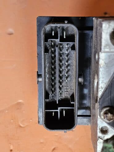 запчасти на опель астра н: Блок ABS Skoda 2006 г., Б/у, Оригинал, Германия — 6