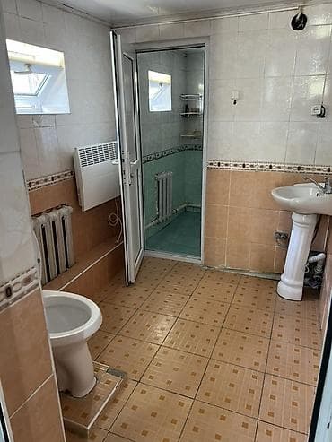 дома в канте: 157 м², 6 комнат, Семейным — 6