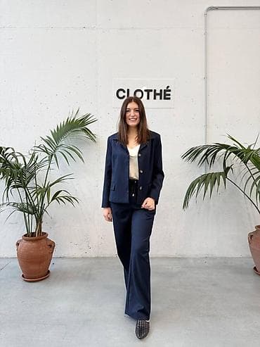 cloth: Брючный костюм, Прямые, Пиджак, Италия, Вискоза, Осень-весна — 1