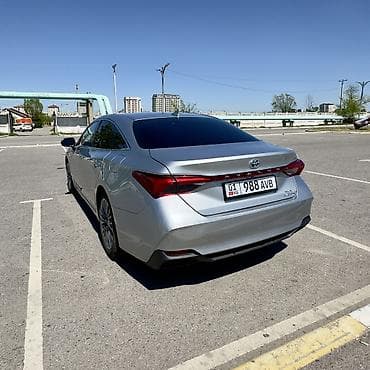 авалон: Toyota Avalon: 2021 г., Гибрид, Седан — 5