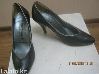 Женская обувь: Продаю австрийские туфли фирмы SERVAS. Размер 37. Цена: 1500 с — 1