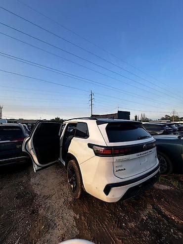 блок реле: Volkswagen Teramont: 2026 г., 2 л, Вариатор, Бензин, Кроссовер — 9