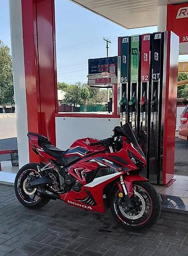 Транспорт: Спортбайк Honda, 650 куб. см, Бензин, Взрослый, Новый — 2
