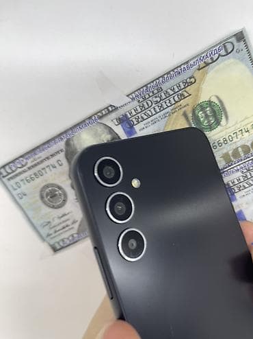 s10 note: Samsung Galaxy A34 5G, Б/у, 128 ГБ, цвет - Черный, 1 SIM, 2 SIM — 2