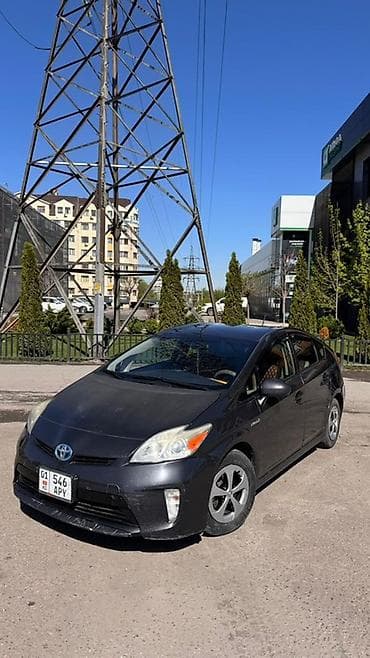 kenbo 600: Toyota Prius: 2013 г., Гибрид, Хэтчбэк — 6