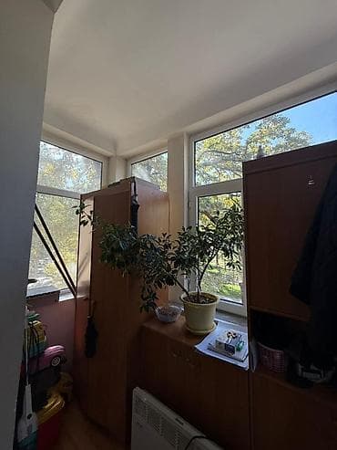 Квартиры: 2 комнаты, 61 м², Сталинка, 3 этаж, Косметический ремонт — 5