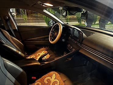 byd e3: Hyundai Avante: 2021 г., 1.6 л — 10