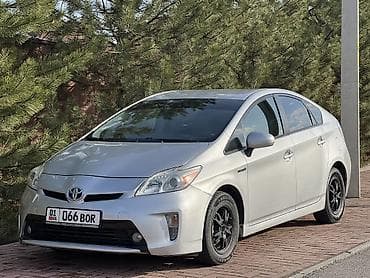с4 2 0: Toyota Prius: 2015 г., 1.8 л, Автомат, Гибрид, Хэтчбэк — 2