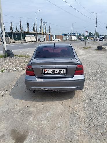 mini gps tracker: Opel Vectra: 2001 г., 2.2 л, Ручные, Бензин, Седан — 2