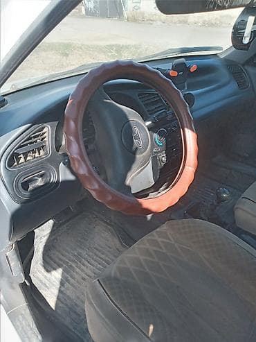 subaru legacy цена: Daewoo Lanos: 1999 г., Ручные, Бензин, Седан — 4