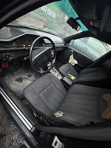 Продажа авто: Mercedes-Benz W124: 1993 г., 3.2 л, Автомат, Бензин, Седан — 8