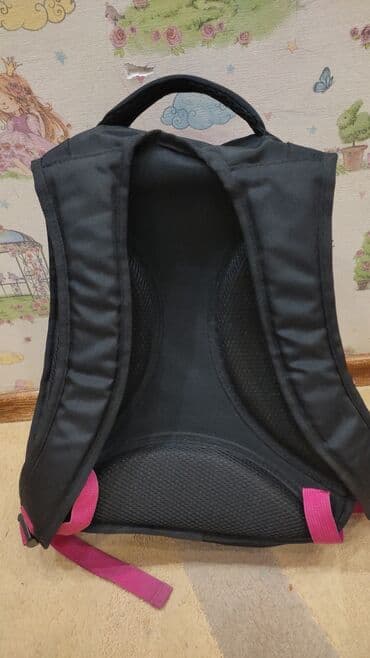 чемодан дорожный бу: Рюкзаки, сумки, б/у но в хорошем состоянии. школьный рюкзак 500 сом — 6